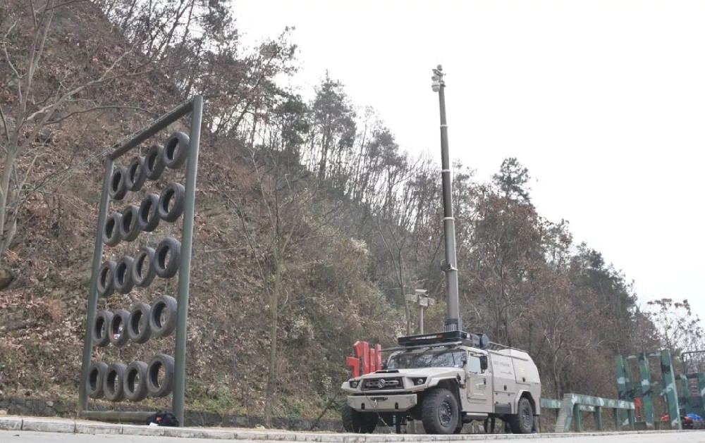 猛士”來(lái)戰(zhàn)，東風(fēng)和暢！震序公司攜猛士陣地防御車(chē)參加十堰市“東風(fēng)猛士杯”反恐實(shí)戰(zhàn)演練